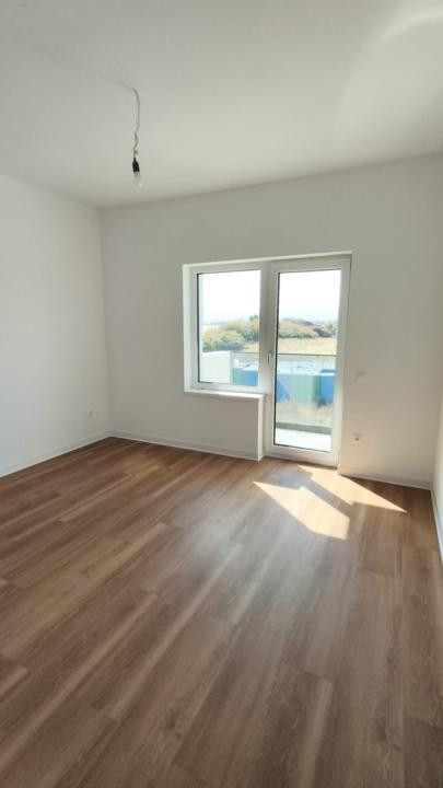 Apartament 3 camere, decomandat, Doamna Stanca Selimbar