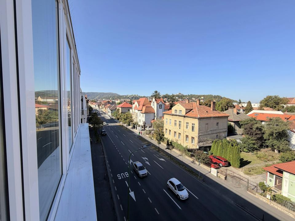 Apartament de inchiriat, 2 camere, langa mall Afi, view superb