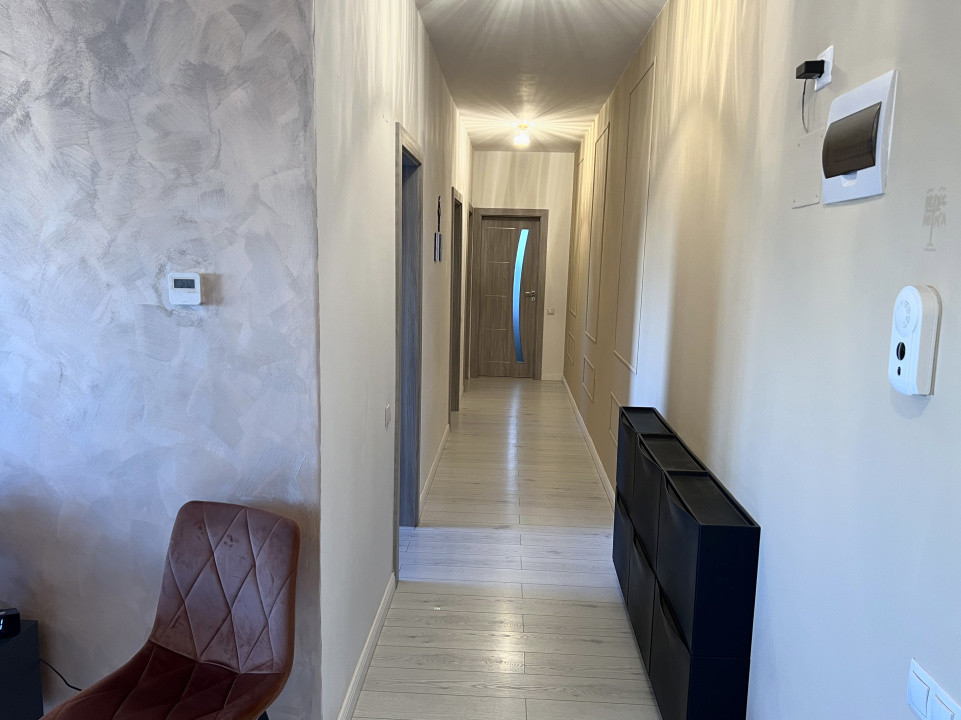 Apartament modern cu 3 camere, mobilat și utilat l parcare inclusă 