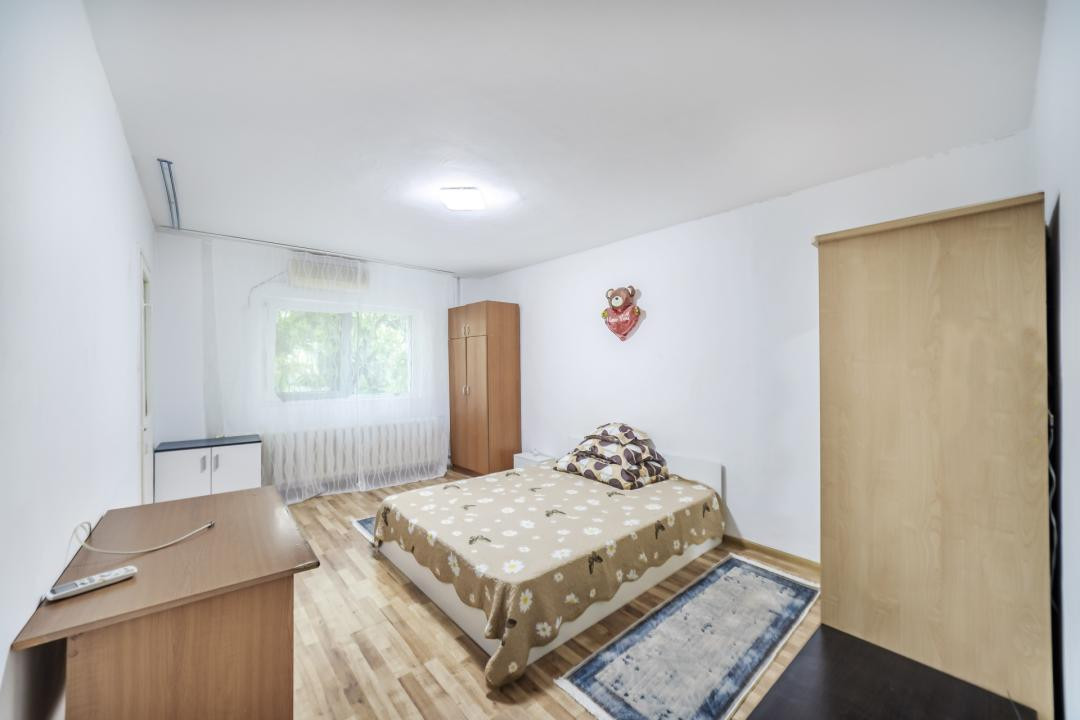 Garsonieră decomandată*etaj 1*Pantelimon Ritmului*