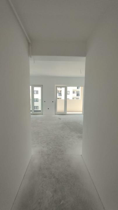 Apartament cu 3 camere si 3 balcoane