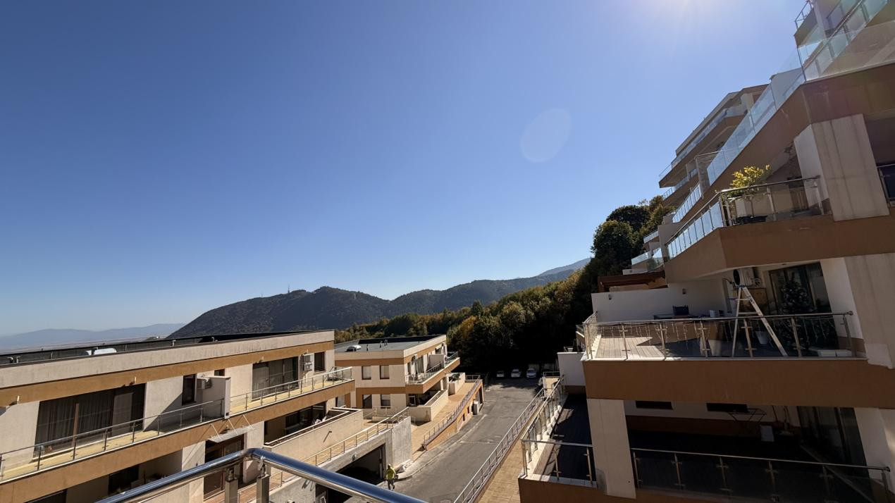 Apartament cu 2 camere cu terasă spectaculoasă pe Drumul Poienii