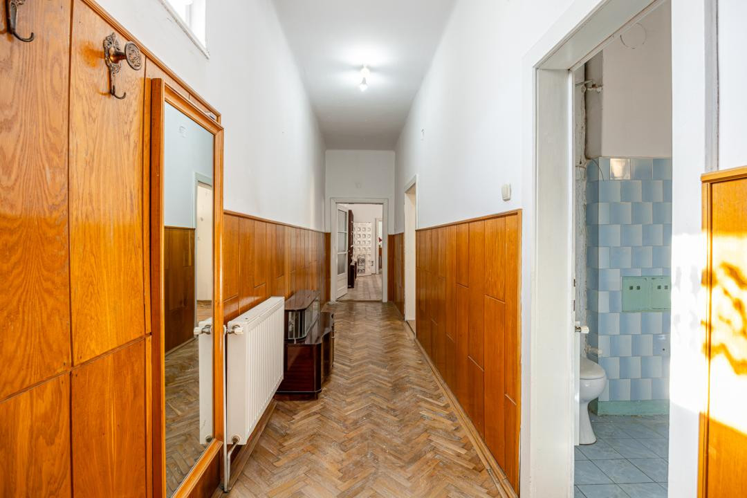 Vânzare apartament cu 2 camere, 74 mp, strada Iuliu Maniu - zona Centrul Vechi 