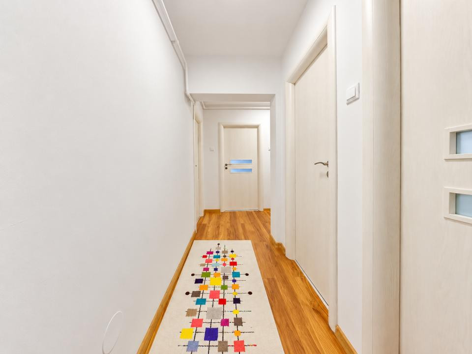 Închiriere apartament cu 2 camere, mobilat și utilat - zona Garii