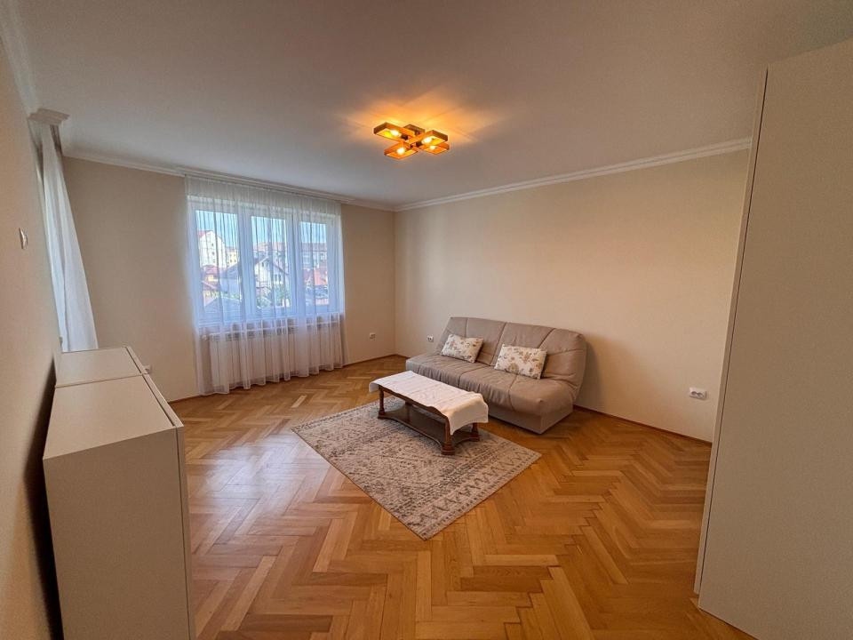  Apartament 2 camere Prima inchiriere dupa renovare 70 mp Trei Stejari, Sibiu