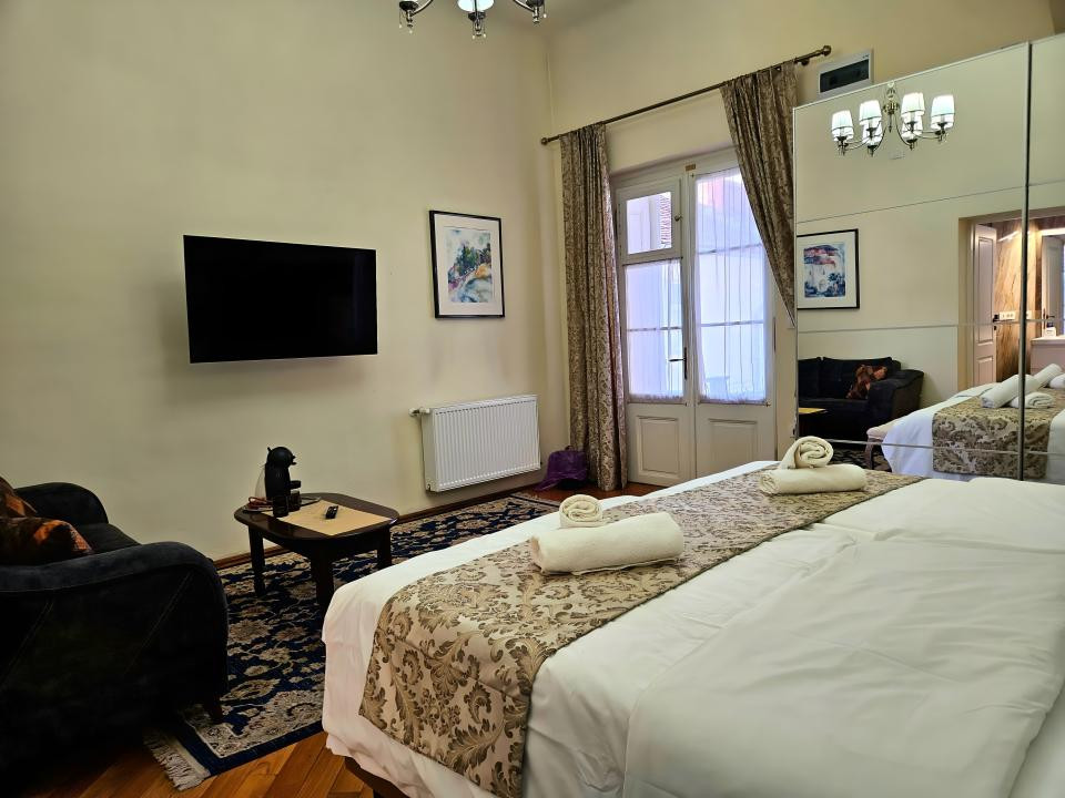 APARTAMENT ULTRACENTRAL | OPORTUNITATE PENTRU REGIM HOTELIER 