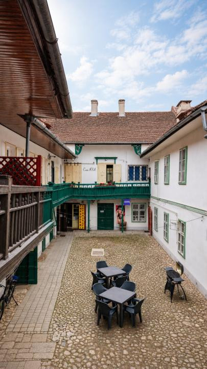APARTAMENT ULTRACENTRAL | OPORTUNITATE PENTRU REGIM HOTELIER 