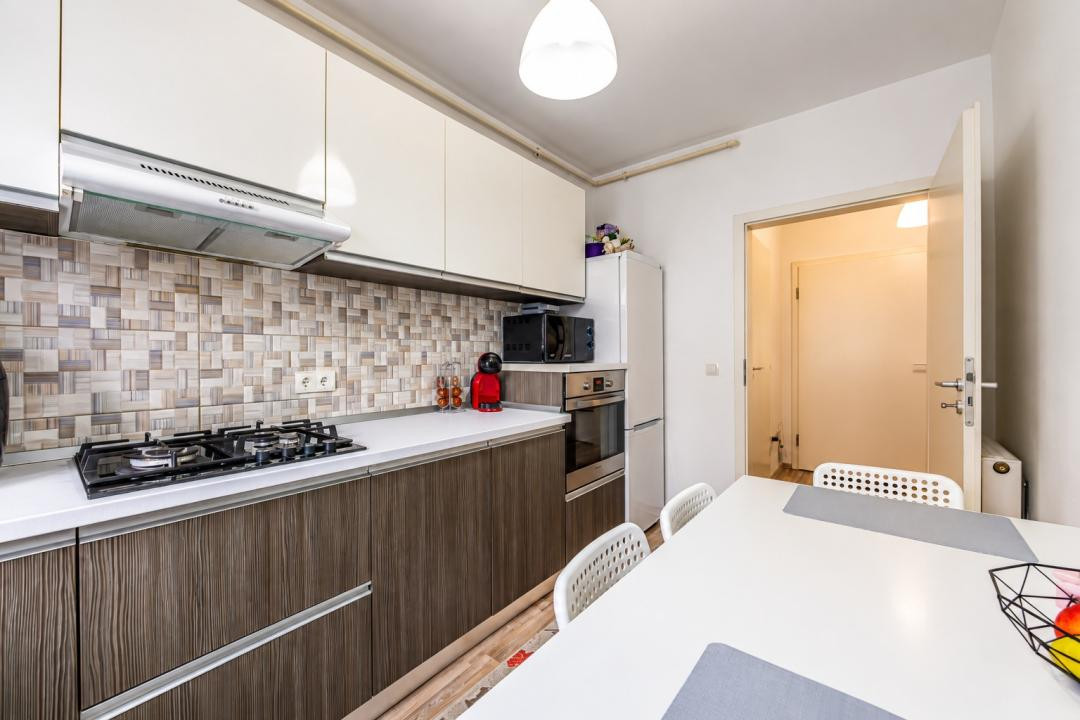 Garsoniera cocheta | Etaj 4 din 8 | Parcare & Boxa
