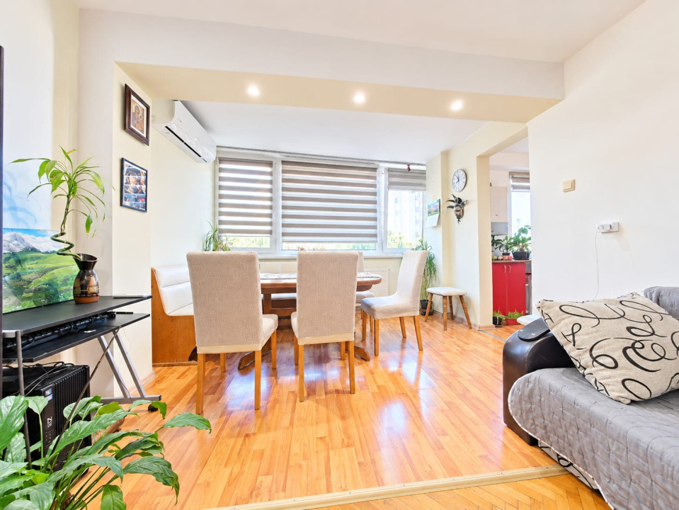 Apartament 3 camere – zona Griviței, Brașov