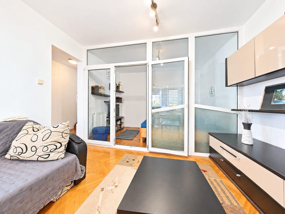 Apartament 3 camere – zona Griviței, Brașov