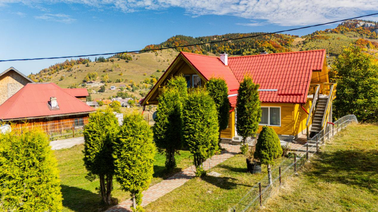 Casa Galbenă din Măgura – Un loc în care timpul curge altfel