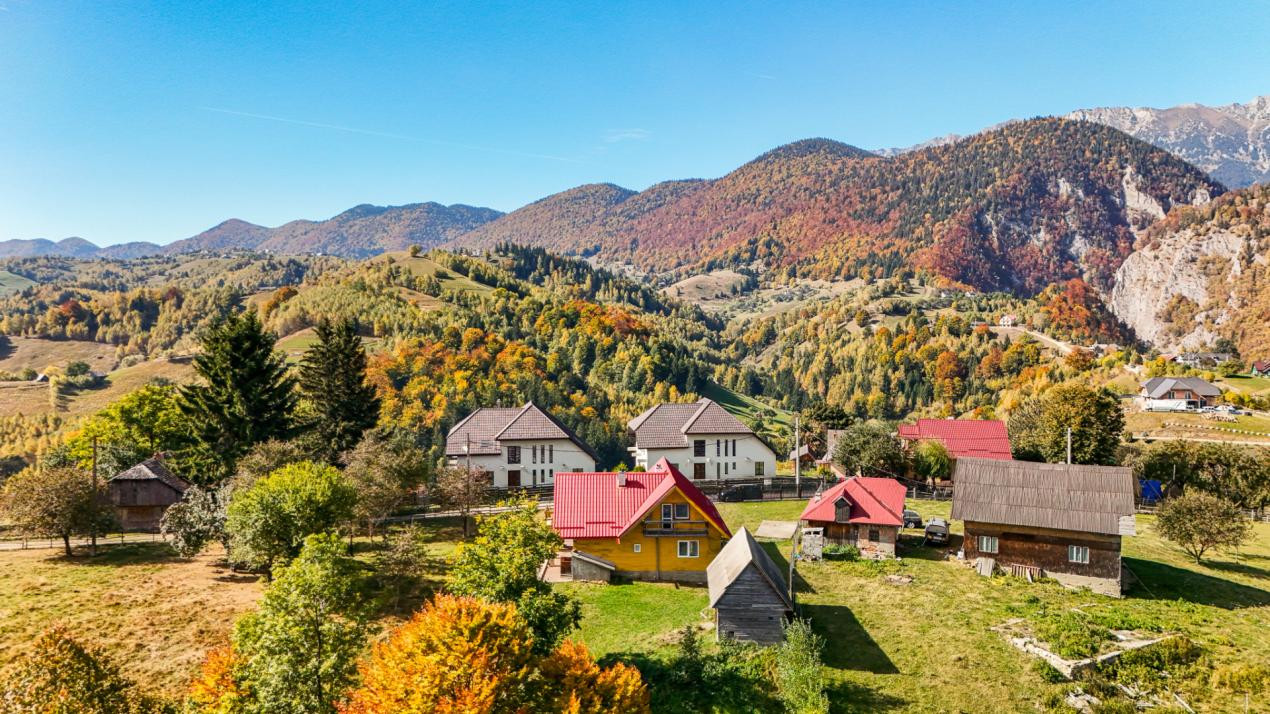 Casa Galbenă din Măgura – Un loc în care timpul curge altfel