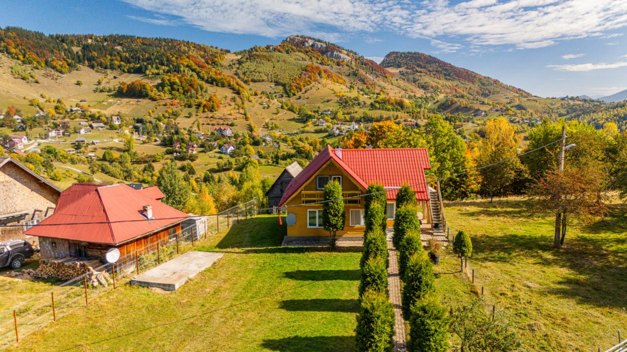 Casa Galbenă din Măgura – Un loc în care timpul curge altfel