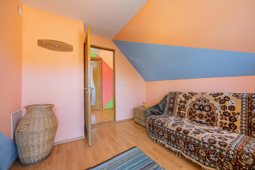Casa Galbenă din Măgura – Un loc în care timpul curge altfel