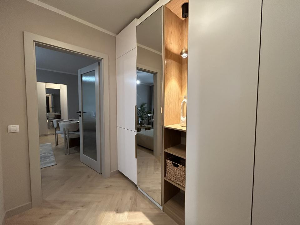 Apartament modern cu 2 camere de închiriat
