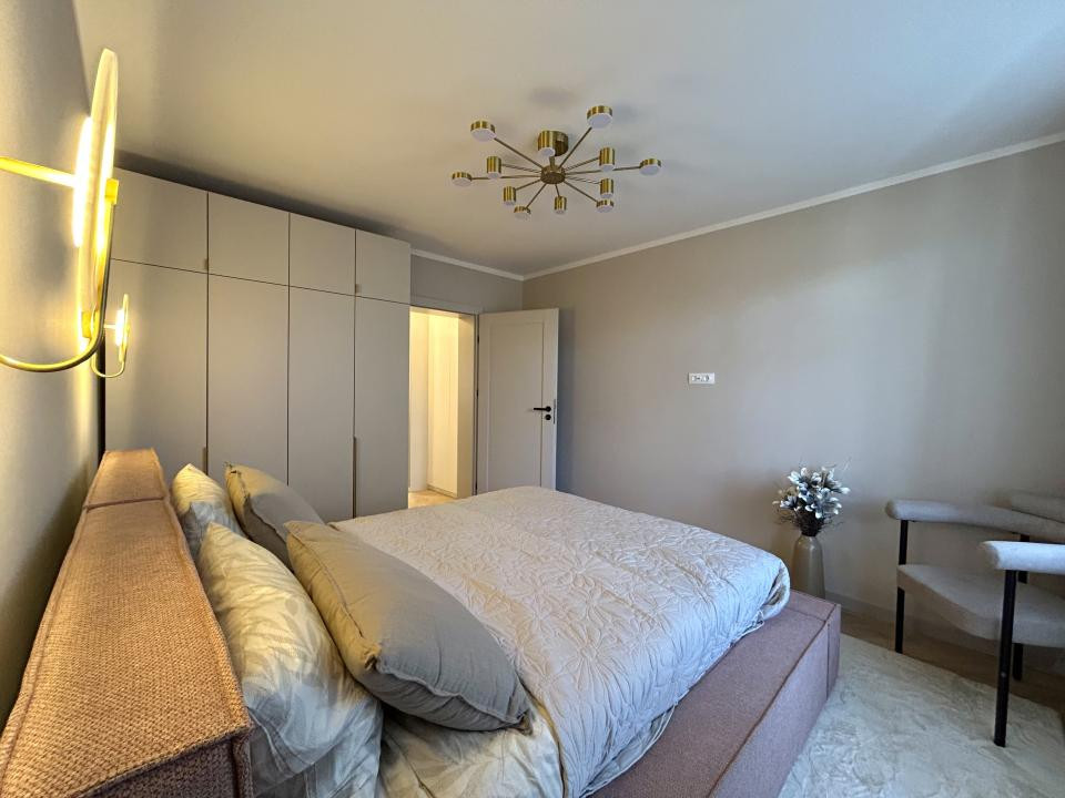 Apartament modern cu 2 camere de închiriat