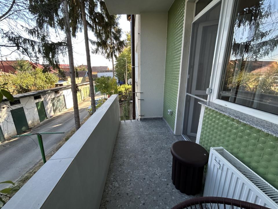 Apartament modern cu 2 camere de închiriat