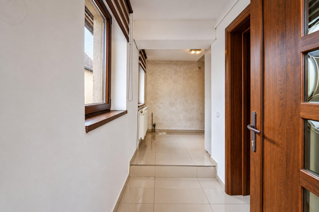 Casă de închiriat, 100 mp, 3 camere | Locuință sau sediu firmă | 650 euro + TVA