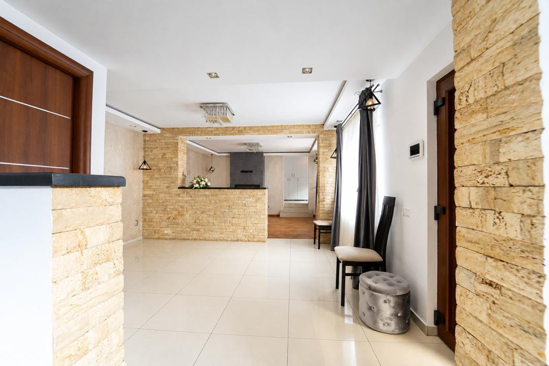 Casă de închiriat, 100 mp, 3 camere | Locuință sau sediu firmă | 650 euro + TVA