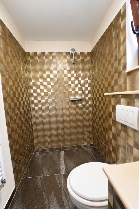 Casă de închiriat, 100 mp, 3 camere | Locuință sau sediu firmă | 650 euro + TVA