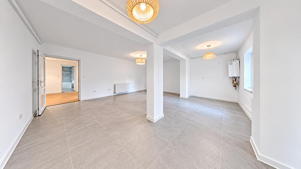 Apartament spațios, potrivit-locuire sau activități profesionale, Avantgarden 1.