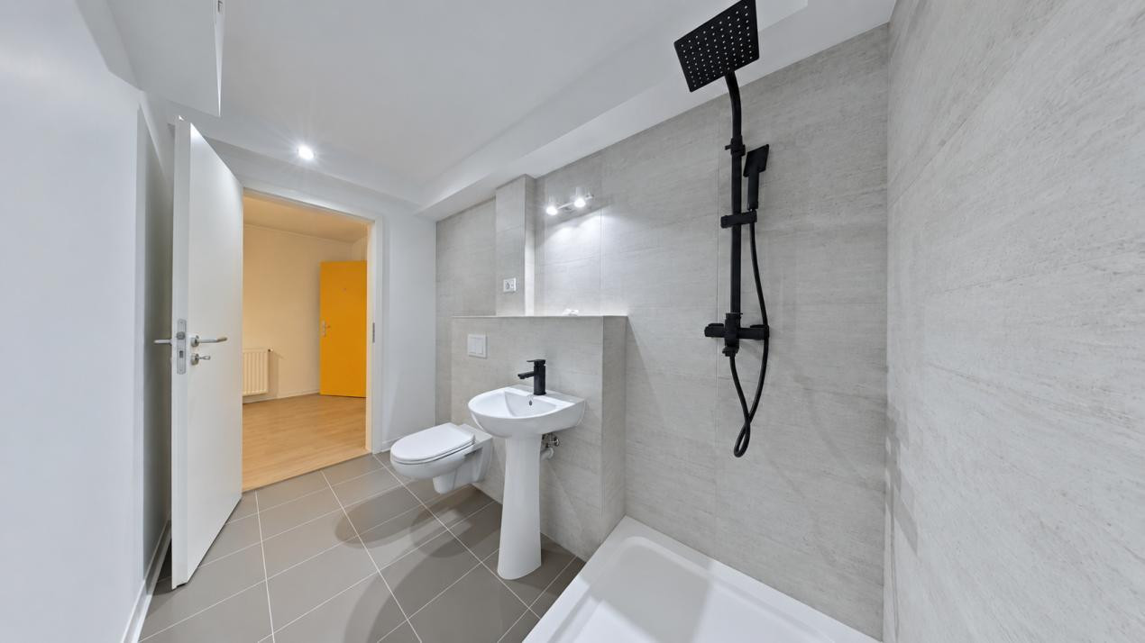 Apartament spațios, potrivit-locuire sau activități profesionale, Avantgarden 1.
