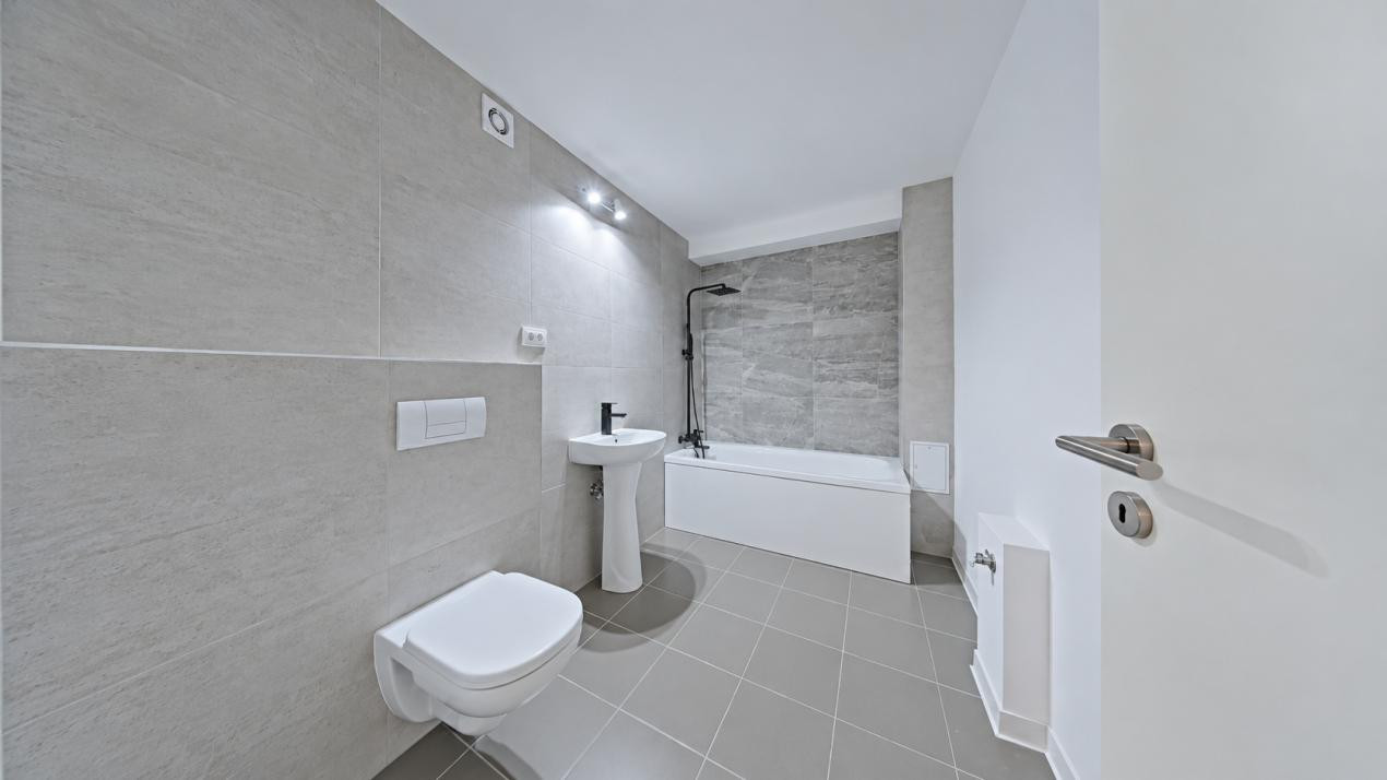 Apartament spațios, potrivit-locuire sau activități profesionale, Avantgarden 1.