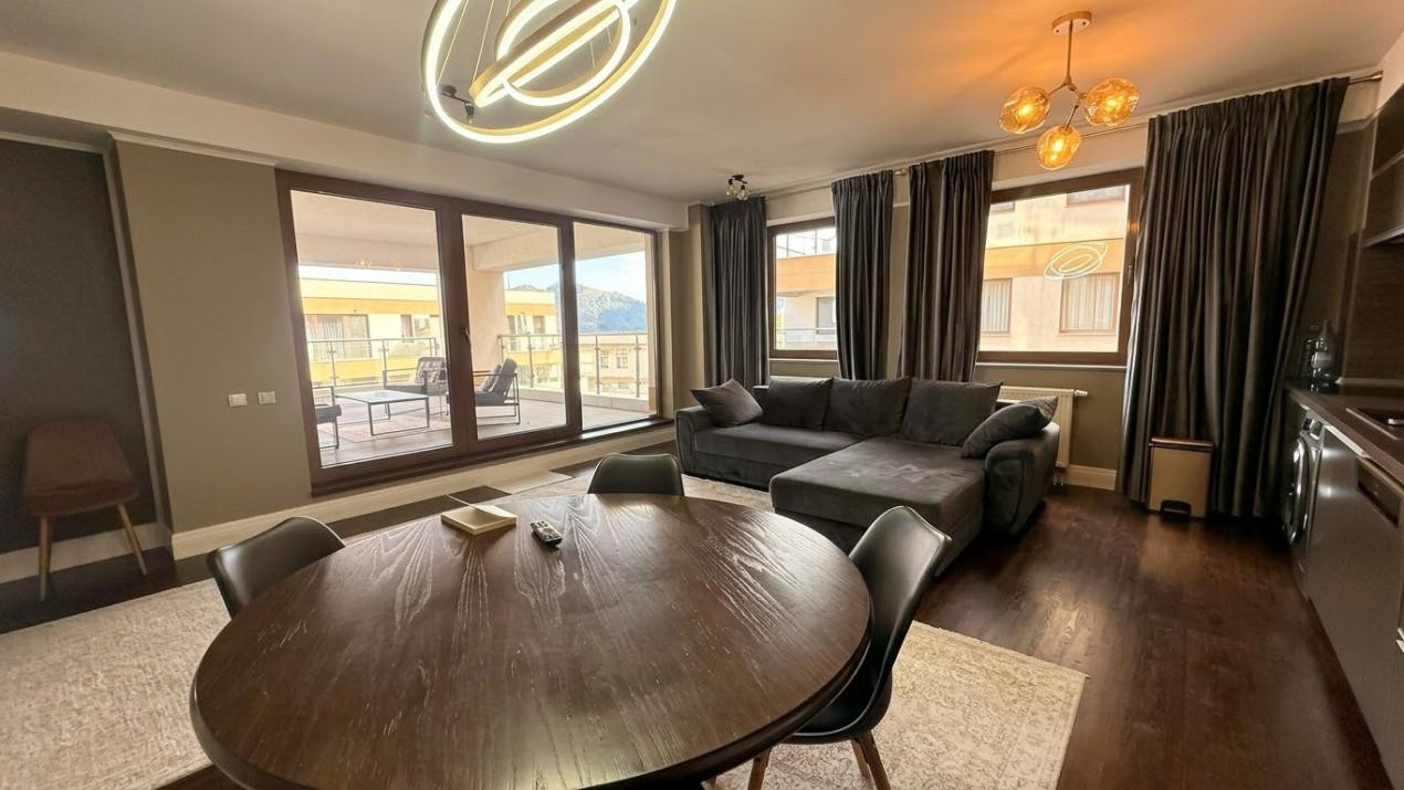 Apartament 2 camere | Terasă panoramică 42mp |Parcare subterană | Drumul Poienii