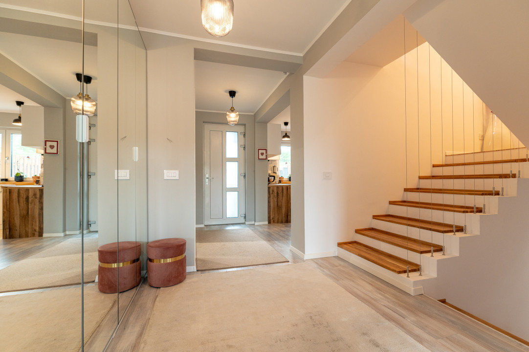 Duplex complet utilat si mobilat - Panoramă deosebită - zona Măgura - Cisnădie