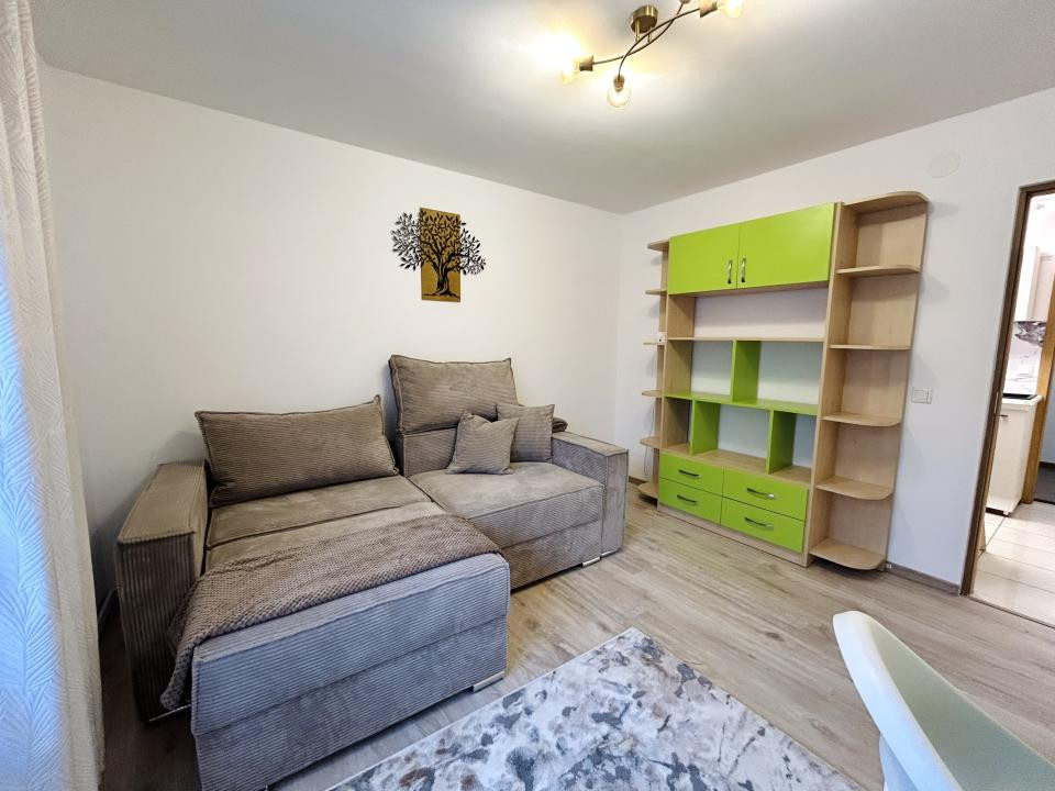 Apartament decomandat 2 camere de inchiriat - zona Rahova