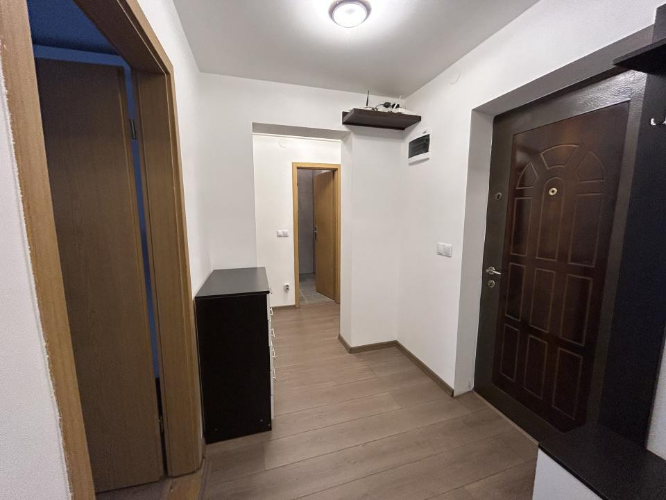 Apartament decomandat 2 camere de inchiriat - zona Rahova
