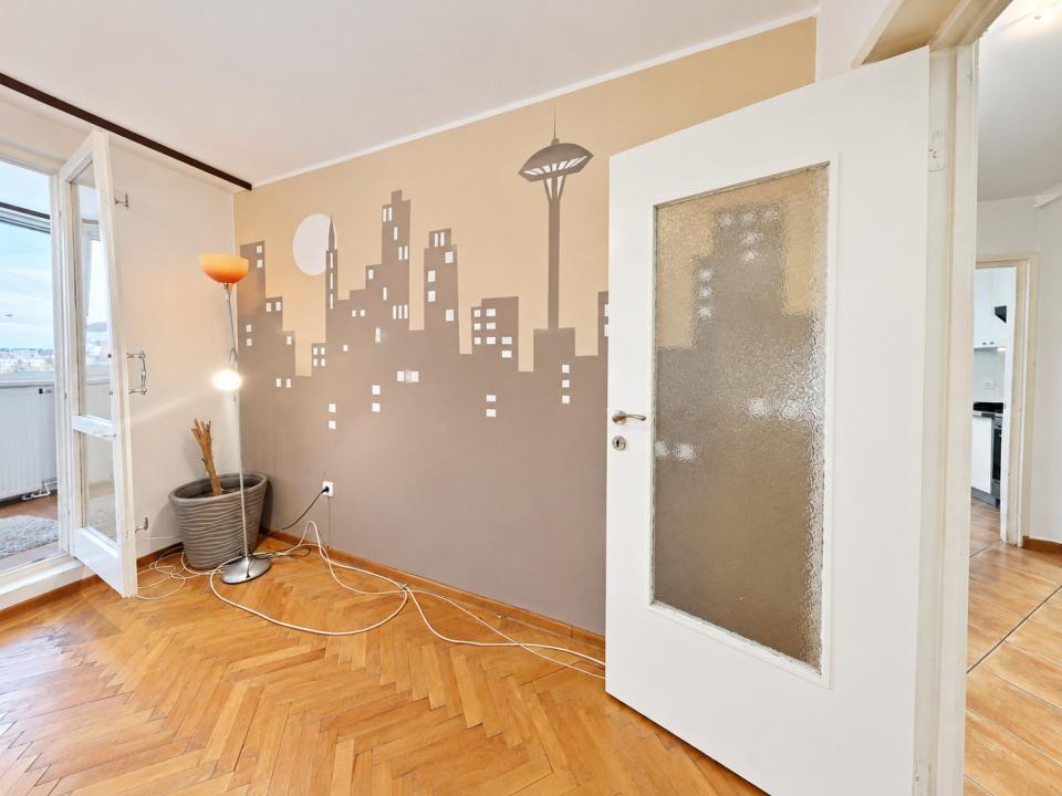 Vânzare apartament cu 3 camere, circular, Alexandru Vlahuță - zona Centrul Civic