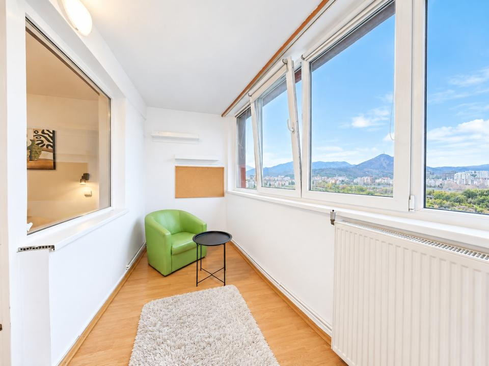 Vânzare apartament cu 3 camere, circular, Alexandru Vlahuță - zona Centrul Civic