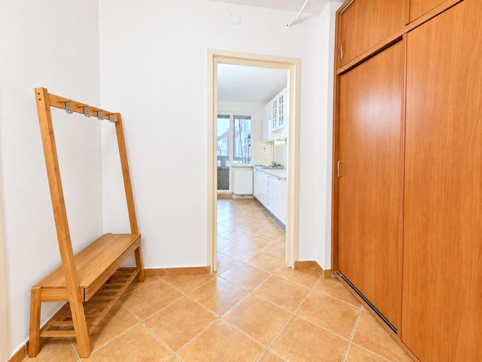 Vânzare apartament cu 3 camere, circular, Alexandru Vlahuță - zona Centrul Civic