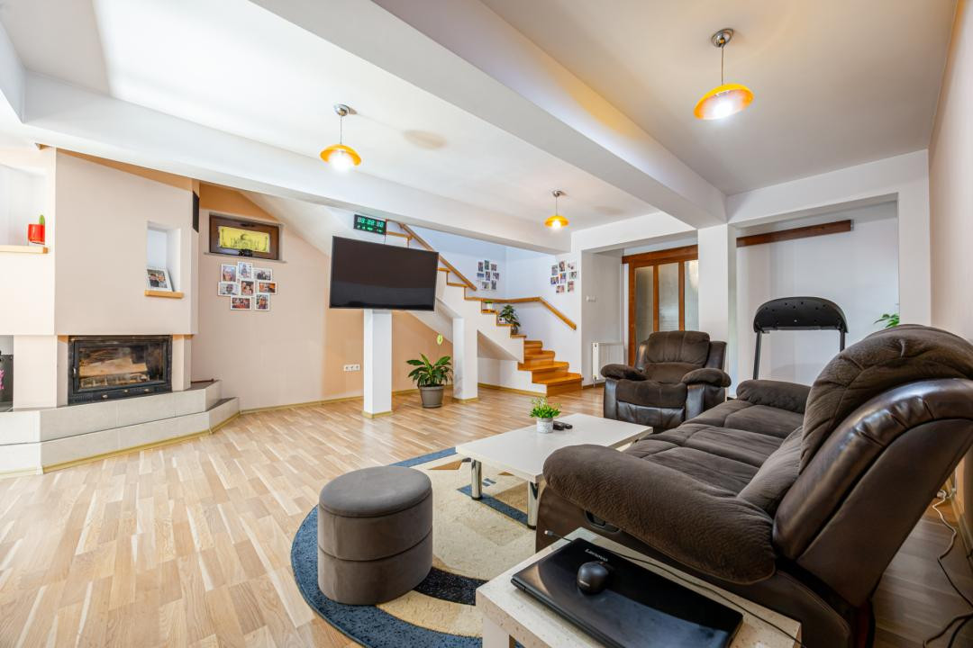 Casa deosebita, singur in curte – 700 mp teren, Sfantu Gheorghe – 0% comision