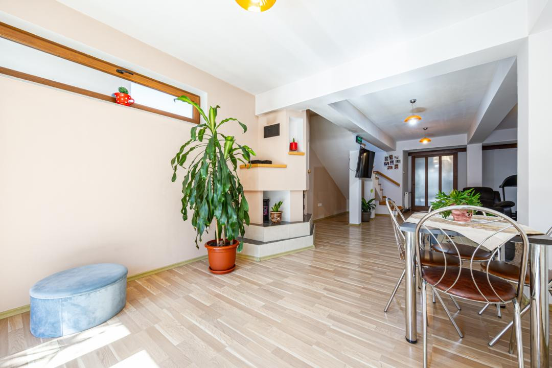 Casa deosebita, singur in curte – 700 mp teren, Sfantu Gheorghe – 0% comision