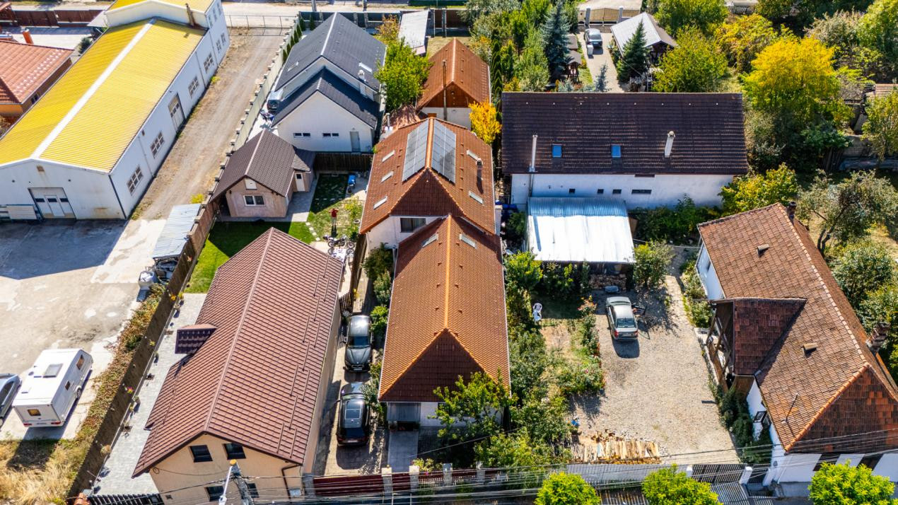 Casa deosebita, singur in curte – 700 mp teren, Sfantu Gheorghe – 0% comision