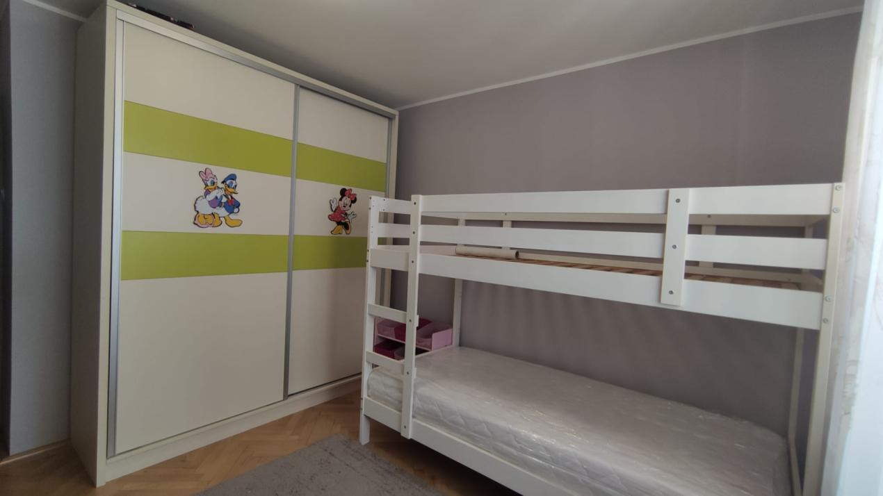 Apartament 3 camere, zona Penny Cireșica – etaj 3, semidecomandat