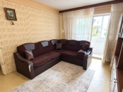 Vânzare apartament cu 2 camere, semidecomandat + beci in Astra