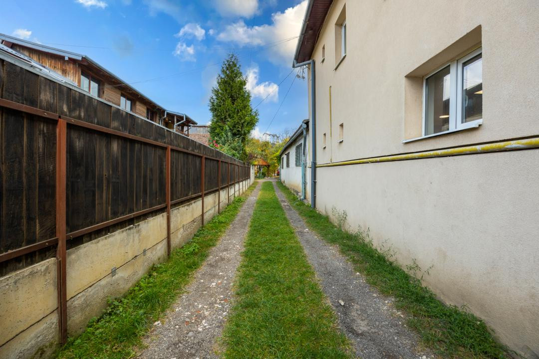 Casă individuală | D+P+1E | Teren 561 mp | Bartolomeu - Brașov