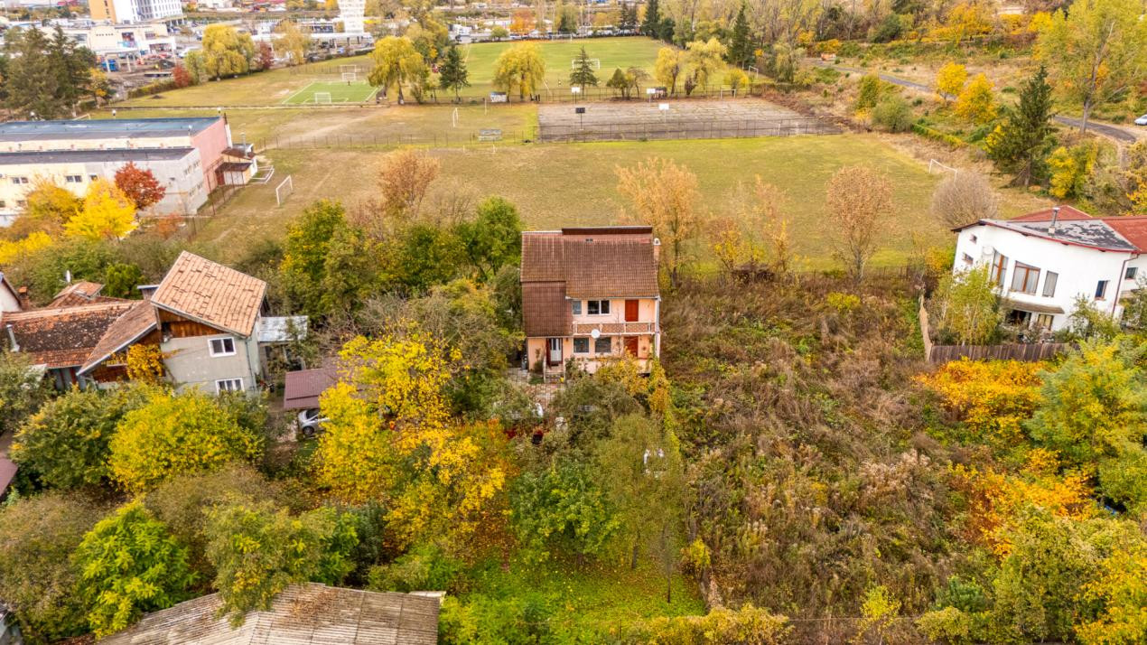Casă individuală | D+P+1E | Teren 561 mp | Bartolomeu - Brașov