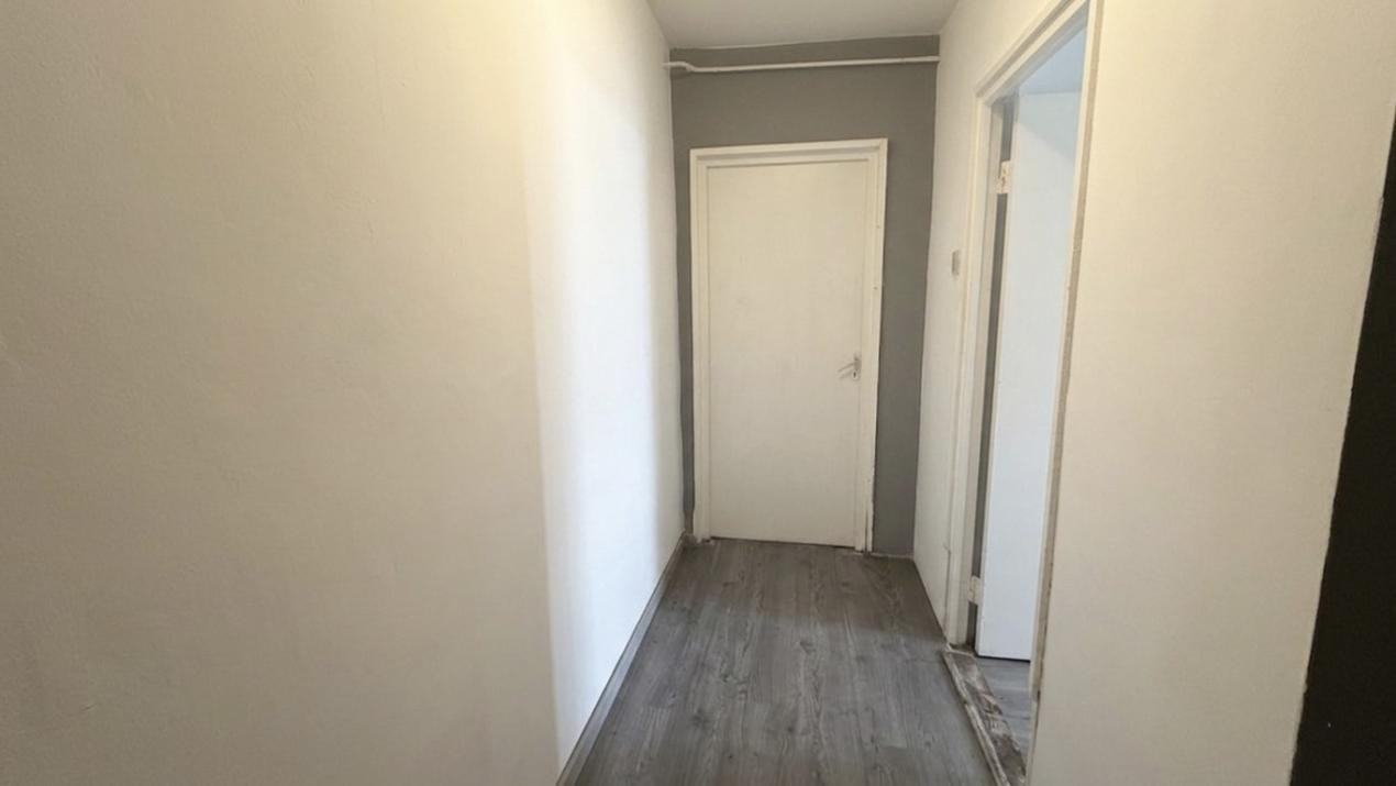 Oportunitate!!! Apartament 3 camere decomandat | Astra | 