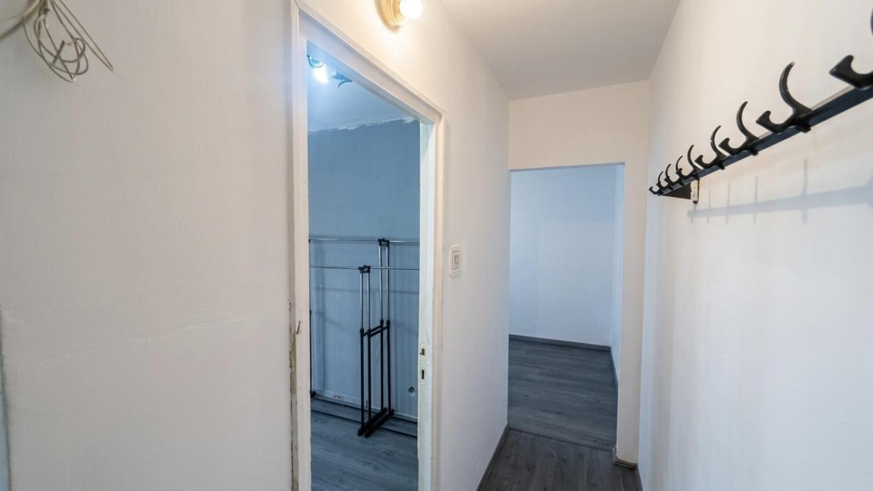Oportunitate!!! Apartament 3 camere decomandat | Astra | 