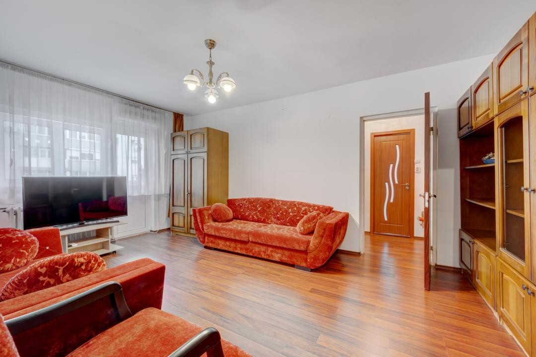 Apartament 2 camere | 1979 | Balcon spatios | Str. Baia Mare 2