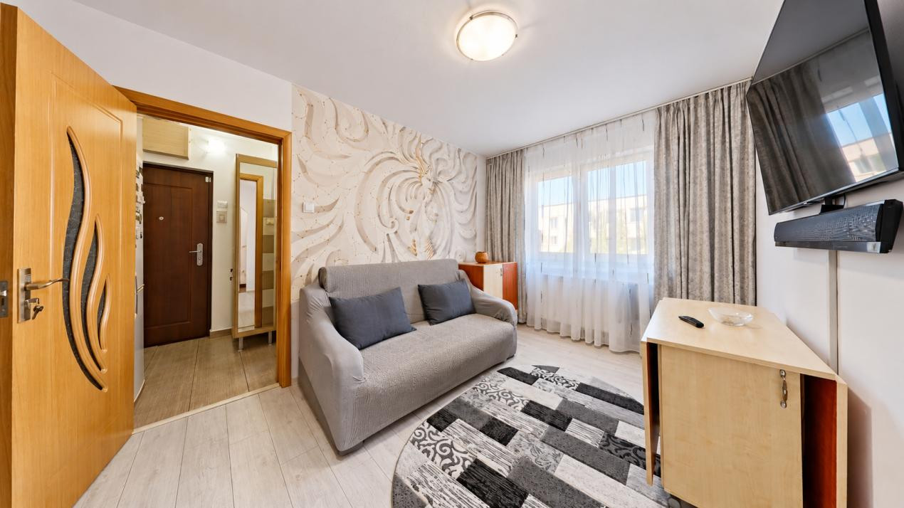 Apartament de închiriat cu 2 camere și loc de parcare propriu – Brașov