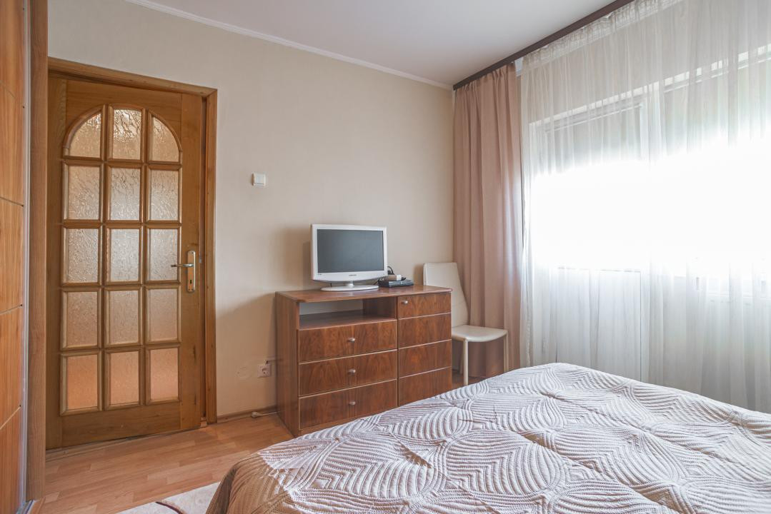 Apartament cu 3 camere de închiriat – Zona Balada