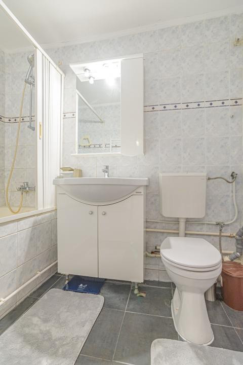 Apartament cu 3 camere de închiriat – Zona Balada