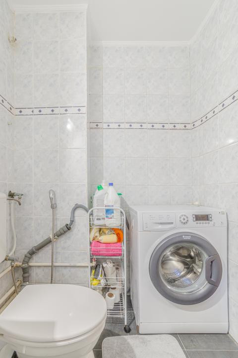 Apartament cu 3 camere de închiriat – Zona Balada