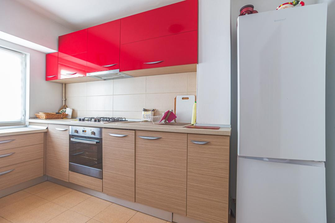 Apartament cu 3 camere de închiriat – Zona Balada
