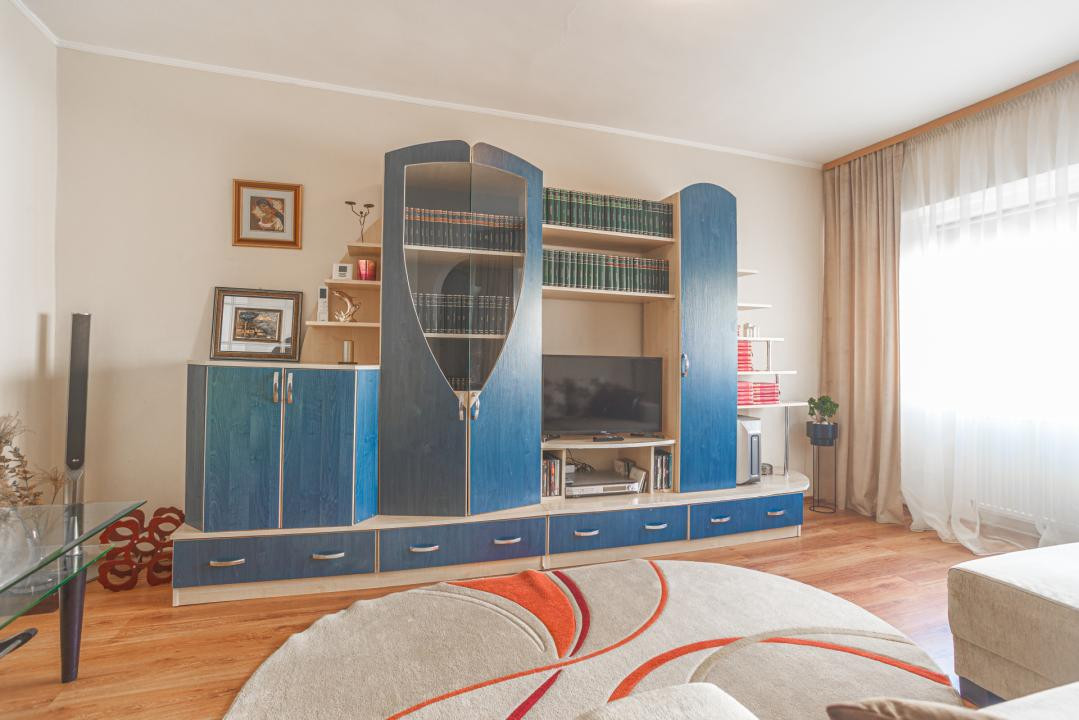 Apartament cu 3 camere de închiriat – Zona Balada